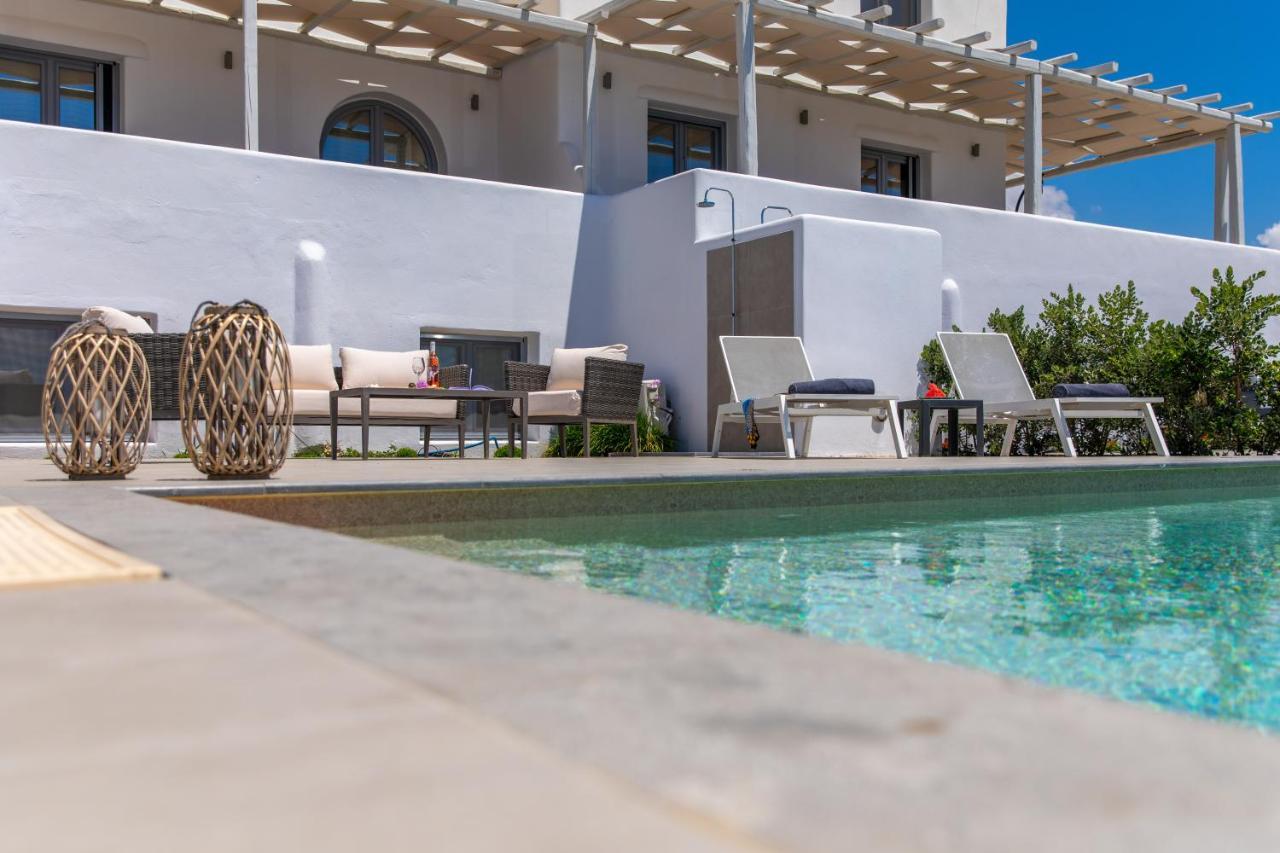 Salinus Beachfront Private Pool Villas Pláka Exterior foto