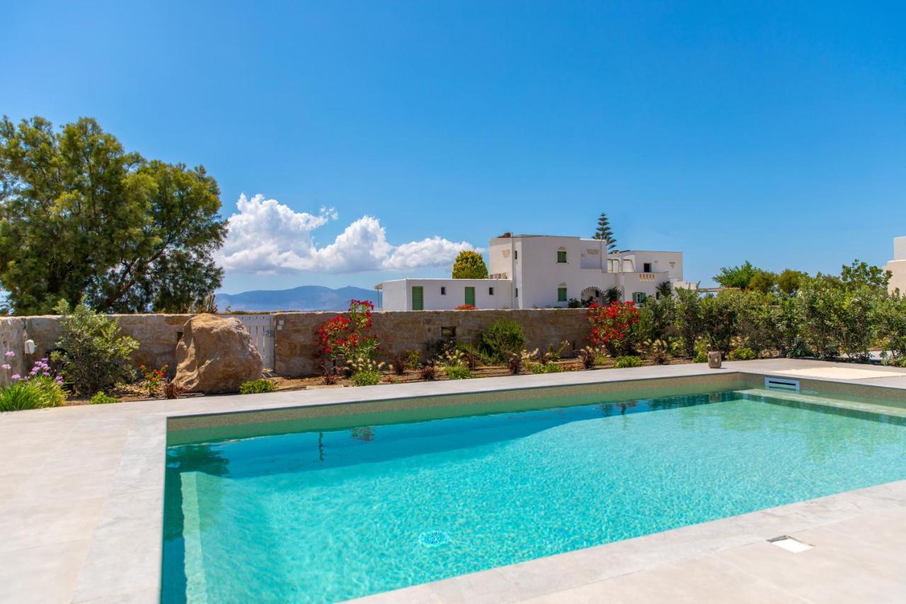 Salinus Beachfront Private Pool Villas Pláka Exterior foto